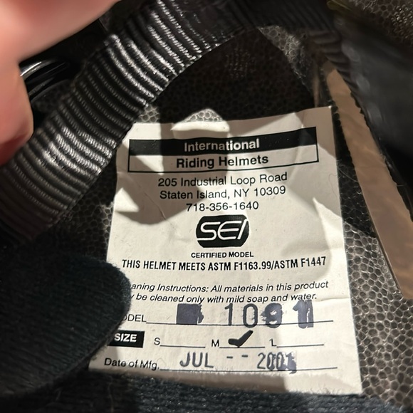 International Equine Horse Back Riding Hard Hat Helmet, Women Size Medium Silver - Picture 3 of 6